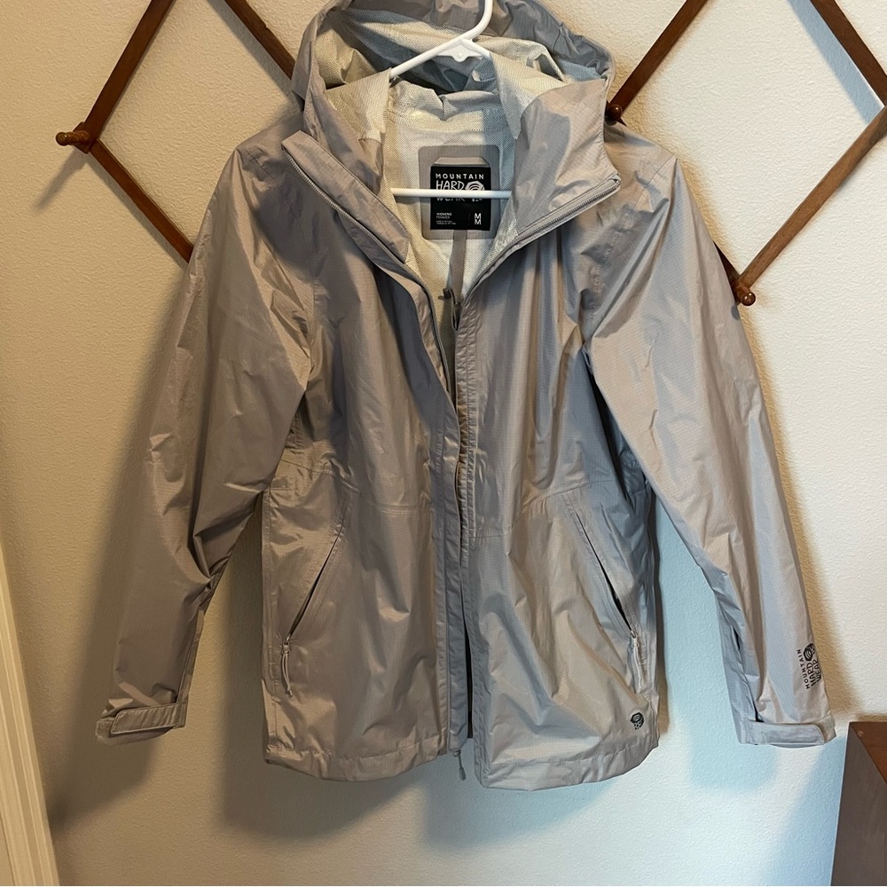 Mountain Hardwear Windbreaker